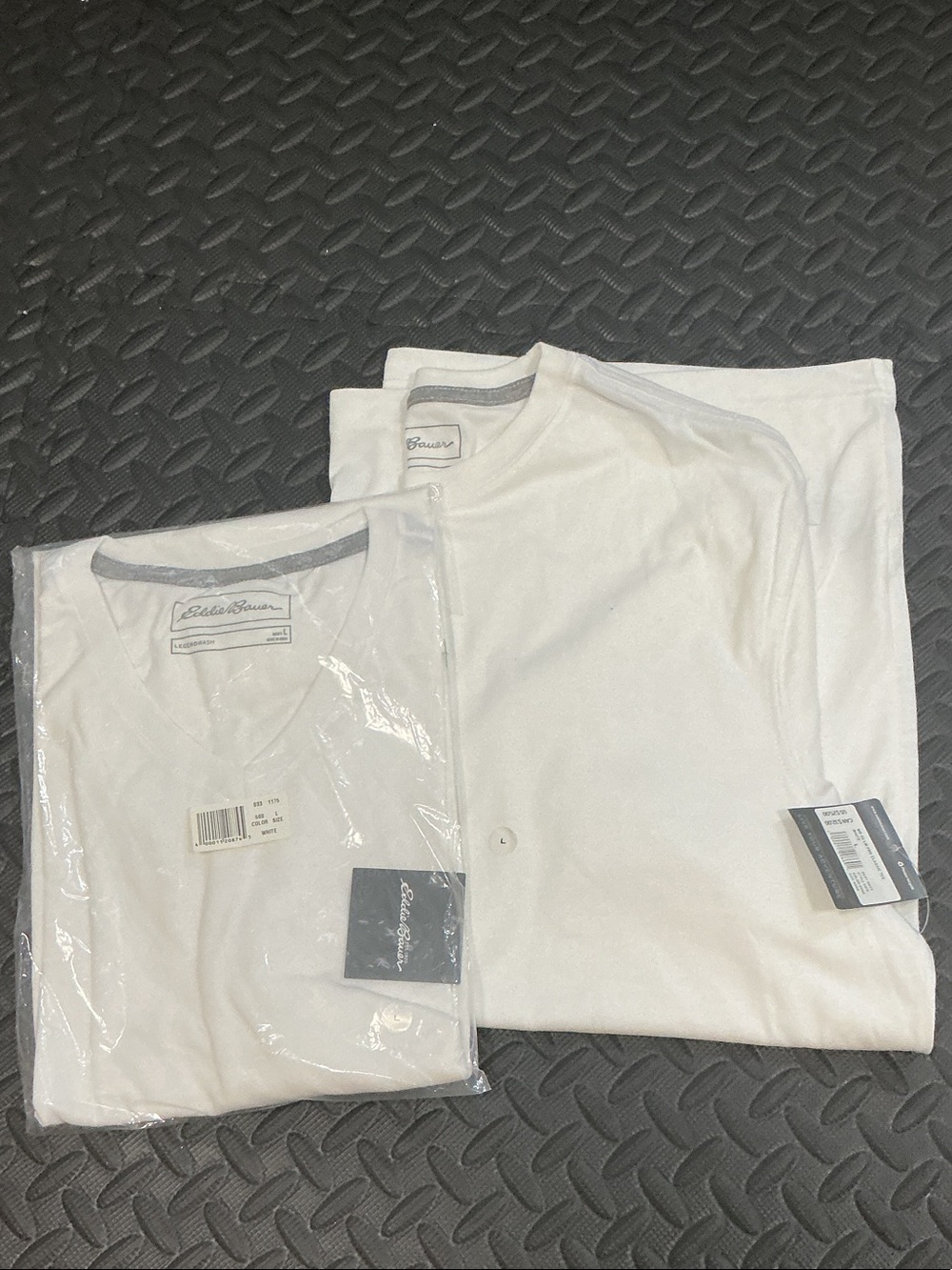 NWT Bundle 2 Eddie Bauer Men’s White TShirts